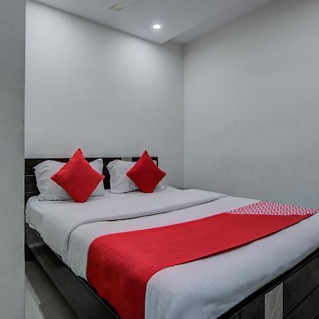Hotel O Vb Grand ヴィシャーカパトナム エクステリア 写真